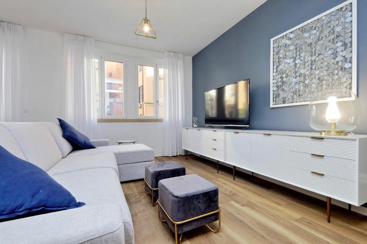 La Flavia Design City Suites Rome By Halldis Bagian luar foto
