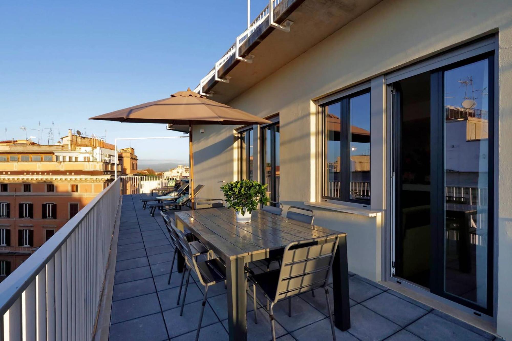 La Flavia Design City Suites Rome By Halldis Bagian luar foto